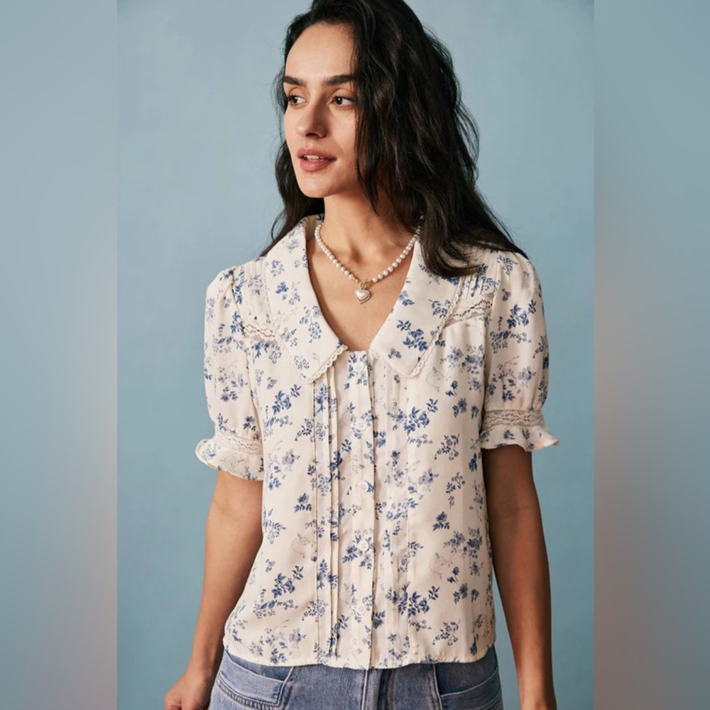 RIHOAS Cream Blouse with Blue Floral Print